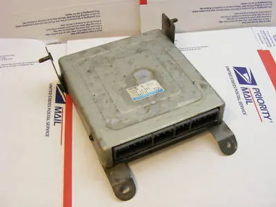 1996 Mazda Protege Computer Ecm Ecu Z525 18 881 1