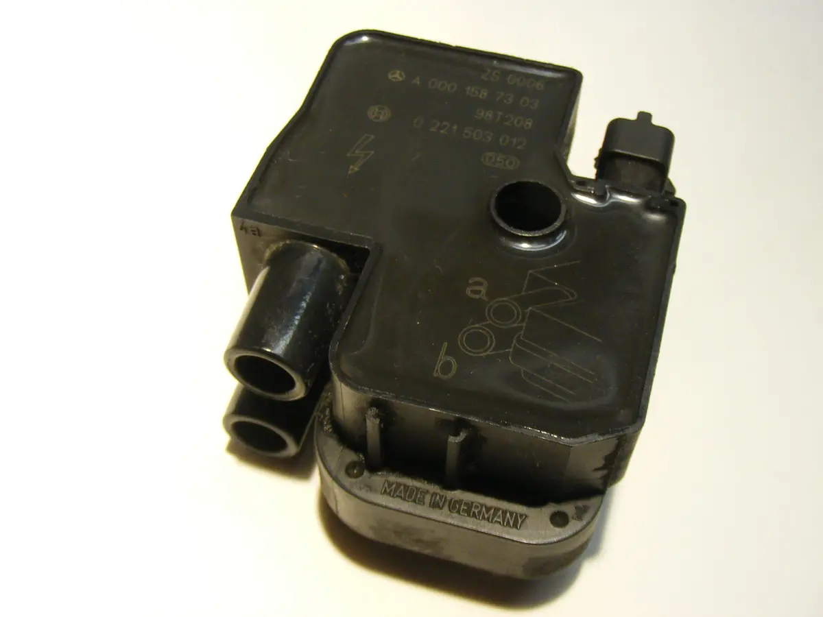 Mercedes C280 E320 Ml320 Ignition Coil Bosch 0221503012 / A0001587303 1