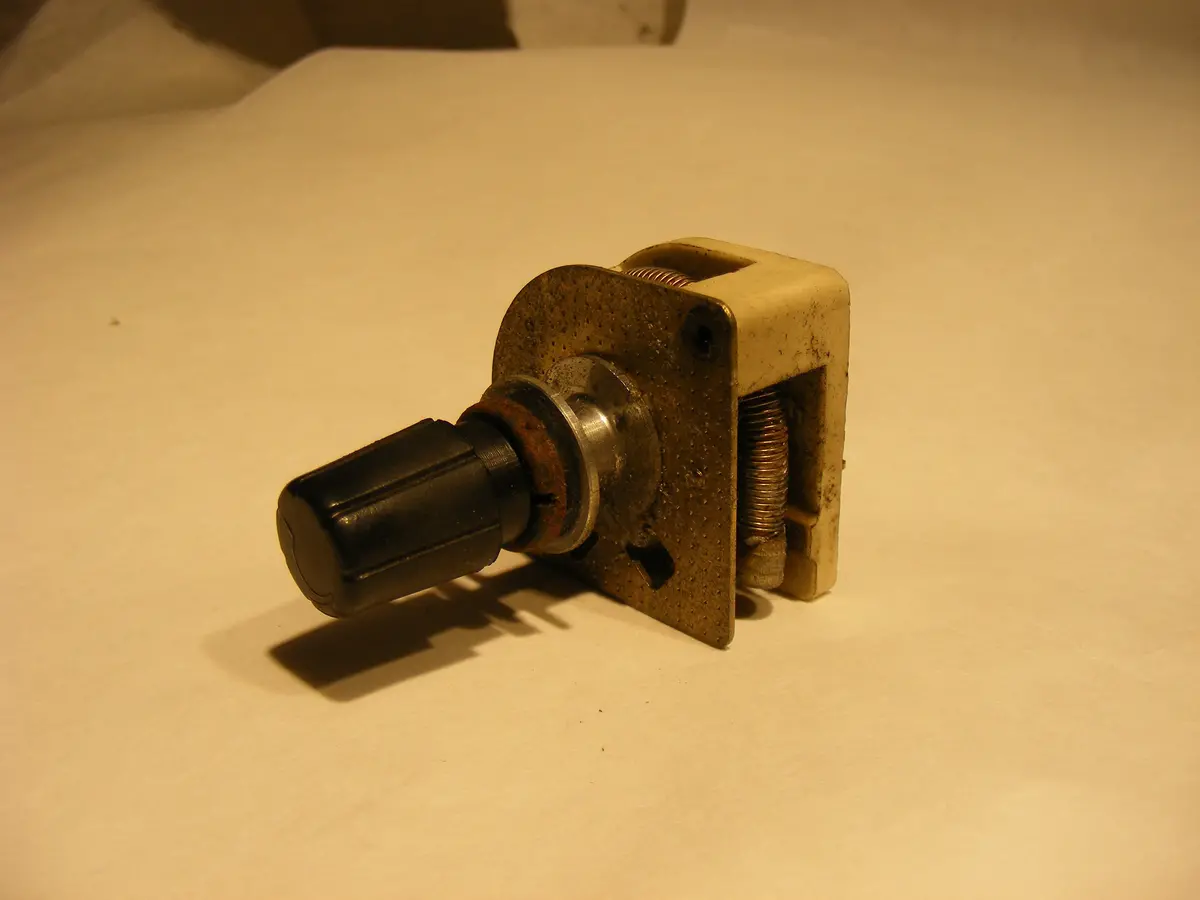 Volvo Vnl Instrument Panel Light Dimmer Switch 1578847 W/ Knob 1