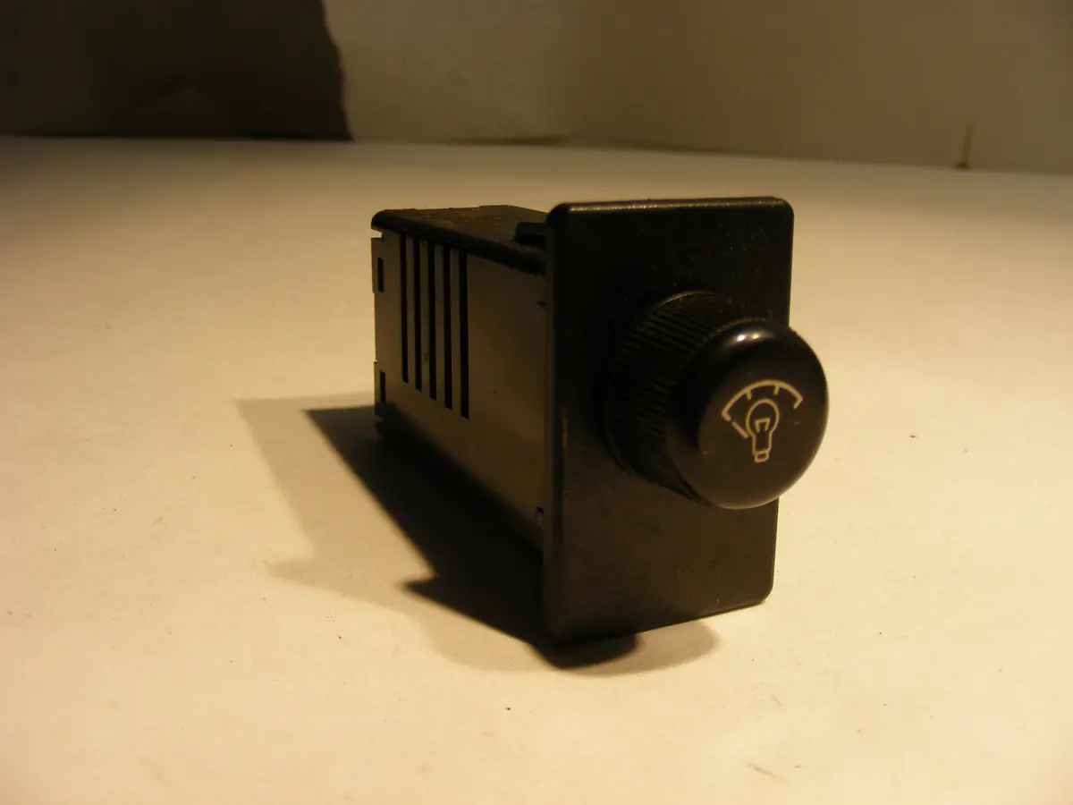Geo Metro / Suzuki Swift Dash Board Light Dimmer Rheostat Switch For Lighting 1