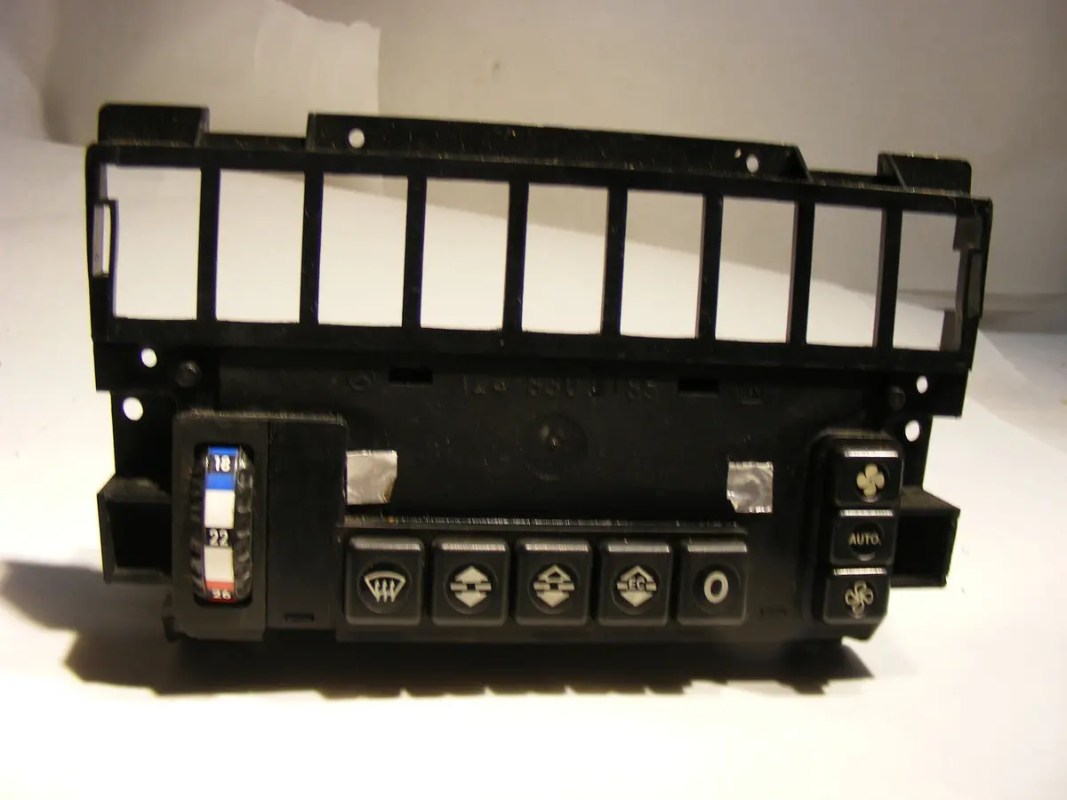 Mercedes W124 Climate Control Switch Panel Assembly 300E E300 300Td E320 300Ce 1248302185 / 1248303385 1