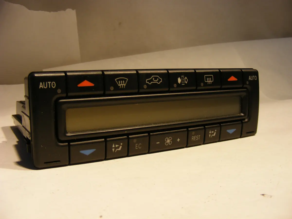 Mercedes Benz W210 E320 E430 E55 Climate Control Heater Panel A/C Temp 210 830 23 85 1